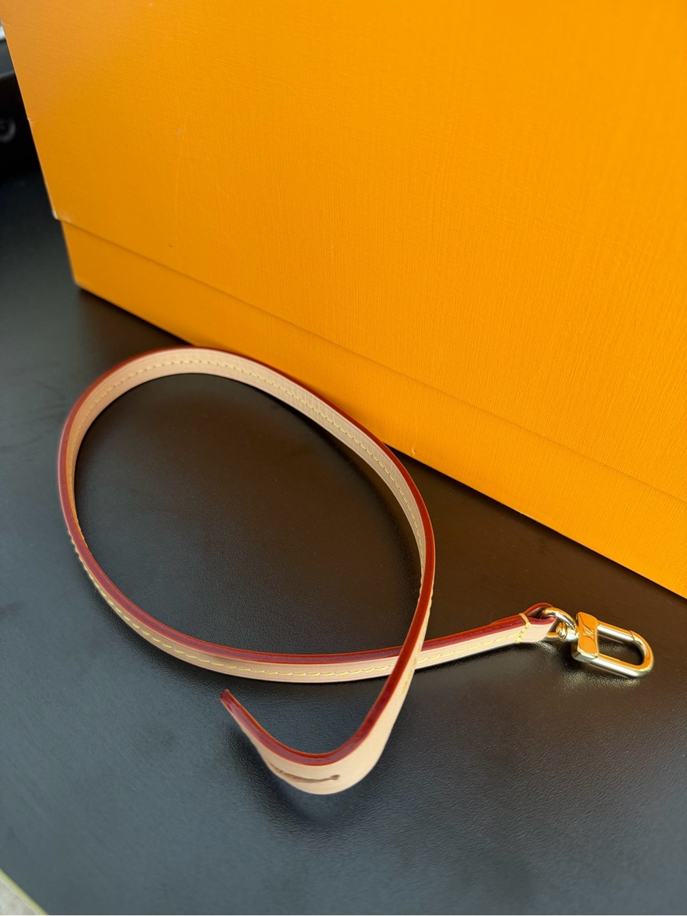 Louis Vuitton pochette strap